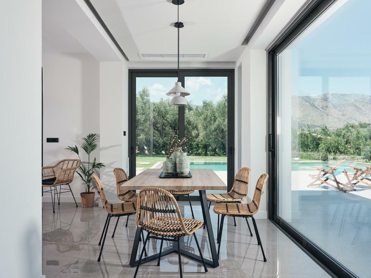 Drallos Luxury Villa Alykanas  Exterior foto